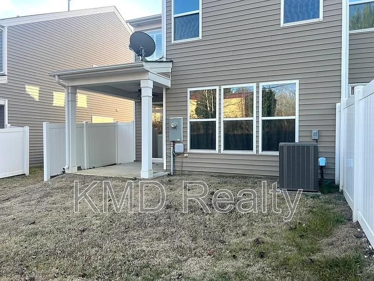 13259 Savannah Point Dr — Photo 17