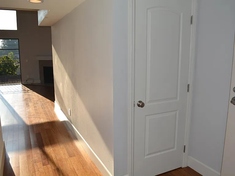 2491 Purdue Ave #201 — Photo 2