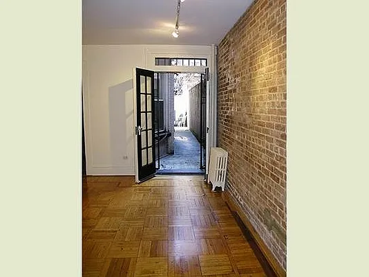 Rented by Stribling | media 43