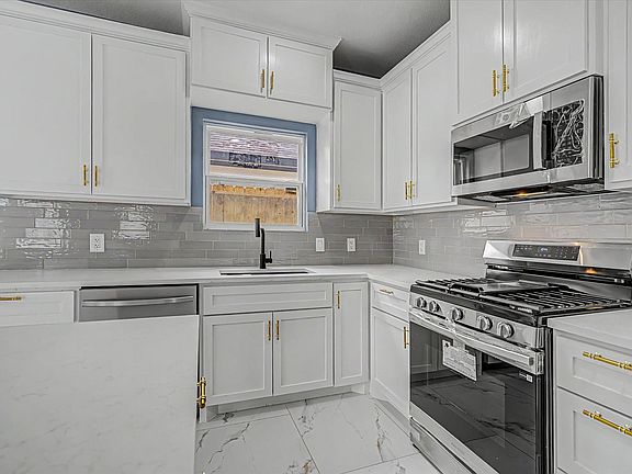 5th image of 5919 Rietta St