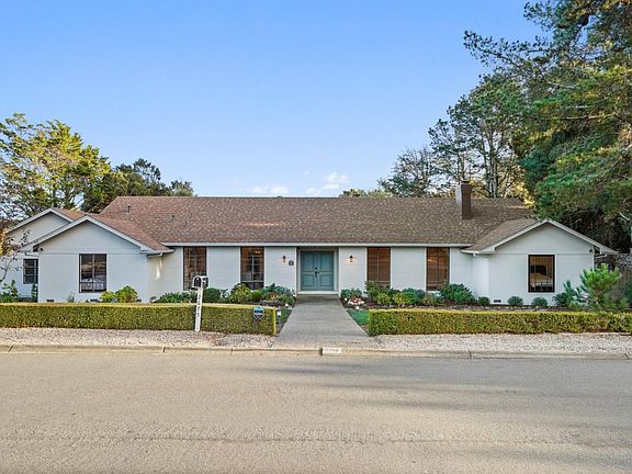 4th image of 2675 Butternut Dr