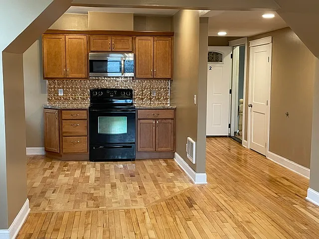 3 E Harvey St #2 — Photo 3