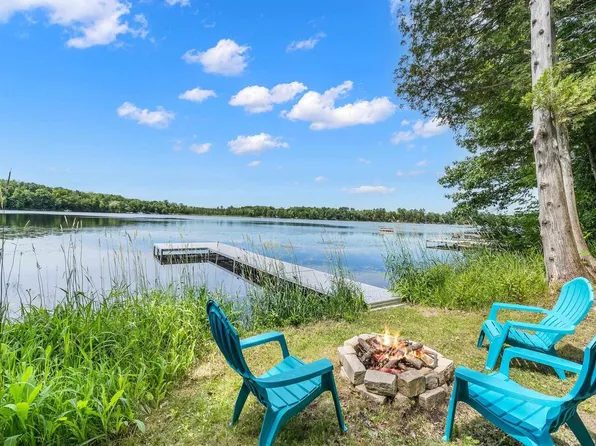 10208 East TREE LAKE ROAD, Rosholt, WI 54473