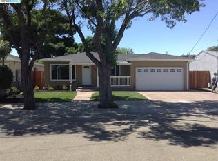 176 El Camino Dr, Pittsburg, CA 94565