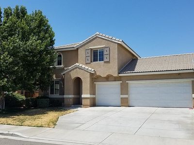 11818 Forrest Park Ln, Victorville, CA, 92392