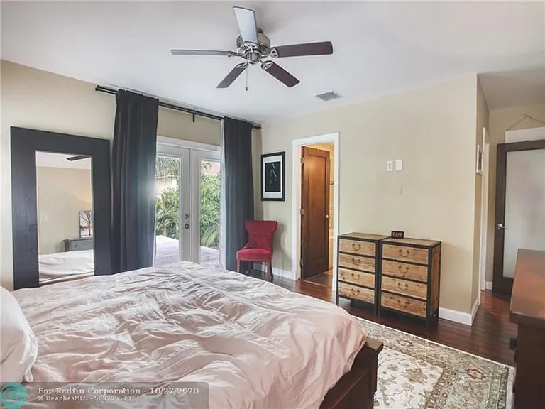 521 N Victoria Park Rd — Photo 9