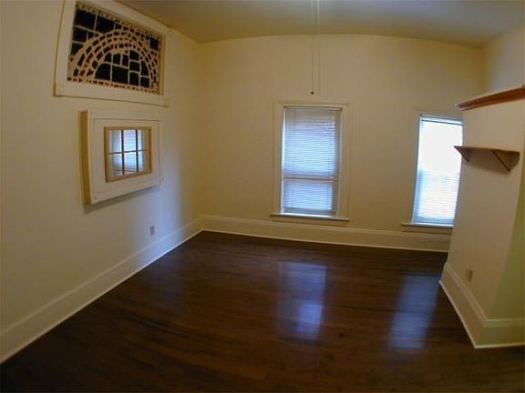 3rd image of 212 W Michigan Ave APT 3