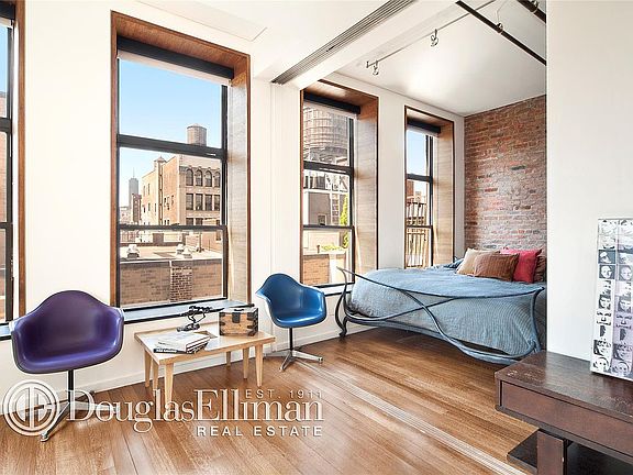 5th image of 56 E 11th St #Penthouse