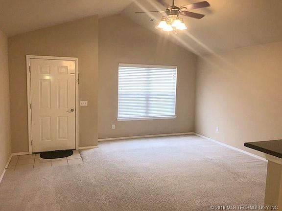 3rd image of 7945 Liberty Bell Ln