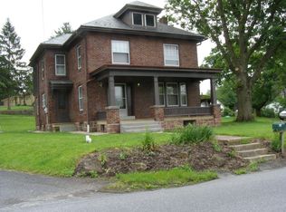 94 Mechanic St, Reinholds, PA 17569