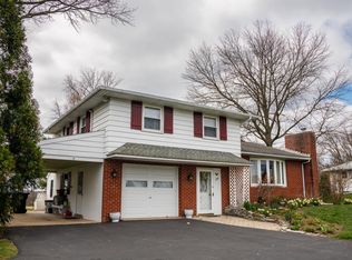398 Hoffmansville Rd, Bechtelsville, PA 19505