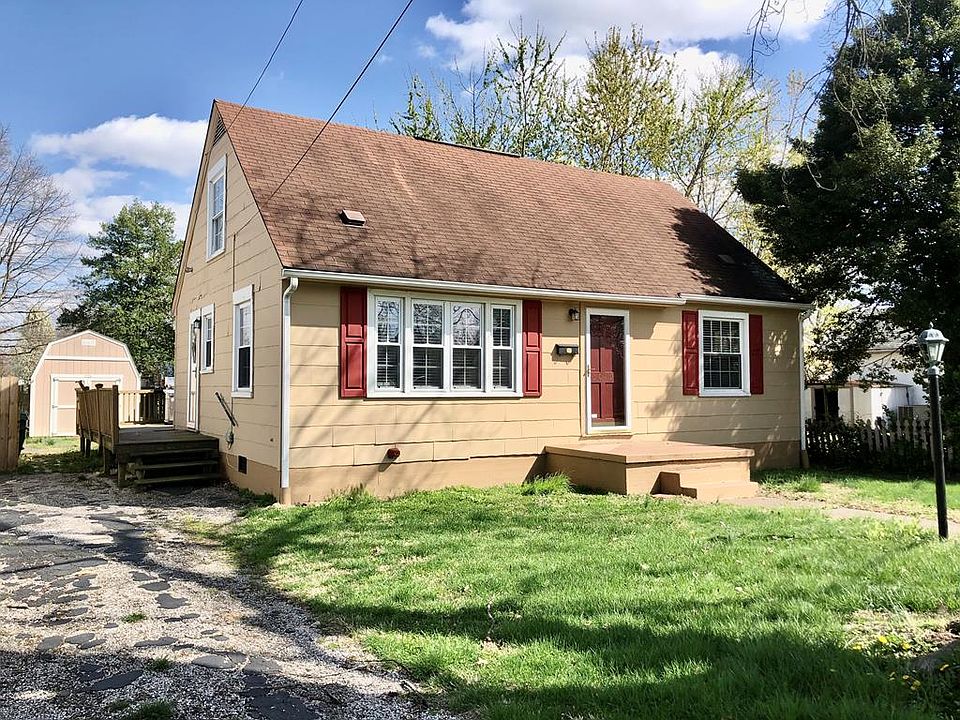 1st image of 3049 Allen St