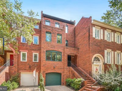 3927 Georgetown Ct NW, Washington, DC, 20007