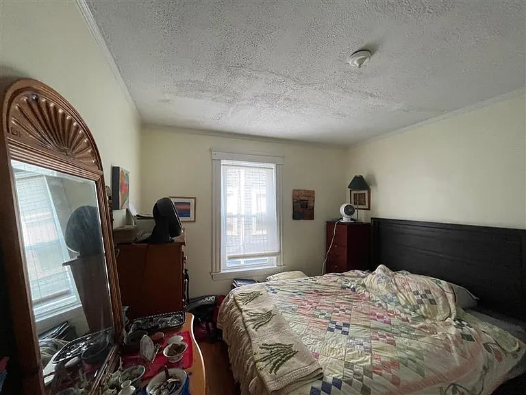 11-15 Orrin St #2 — Photo 9