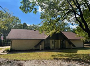 310 N Lynn Lane Rd, Catoosa, OK 74015