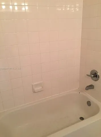 1804 Salerno Cir — Photo 17