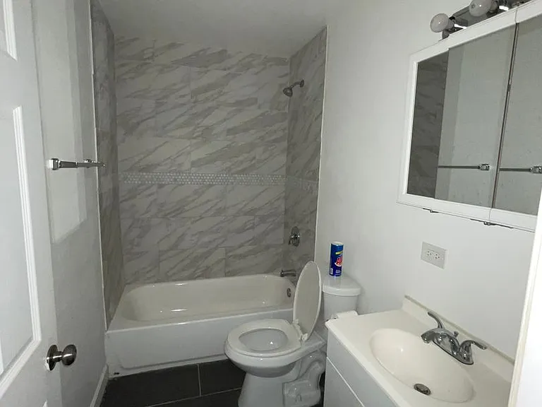 2065 Coulter St #2409-11 — Photo 3