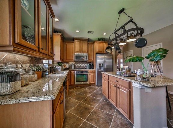 5th image of 9302 Fanwick Ct