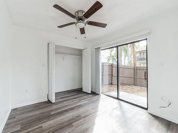 5th image of 1971 Agora Cir SE #103