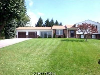 57 Rockland Rd, Westminster, MD, 21158