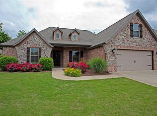 6407 S 34th St, Rogers, AR 72758