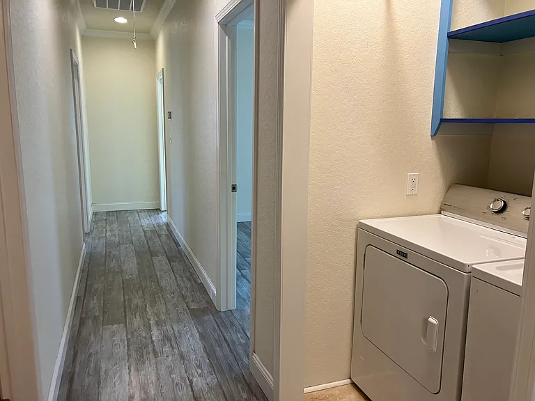 901 Dogwood Rd — Photo 18