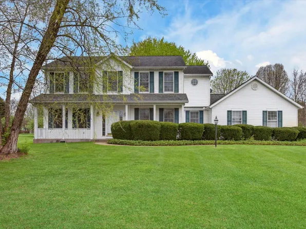 1734 Matthew Ct, Saint Joseph, MI 49085