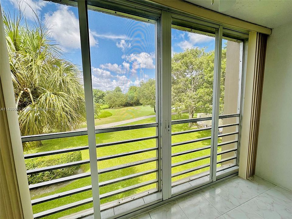 1st image of 9430 Tangerine Pl APT 305