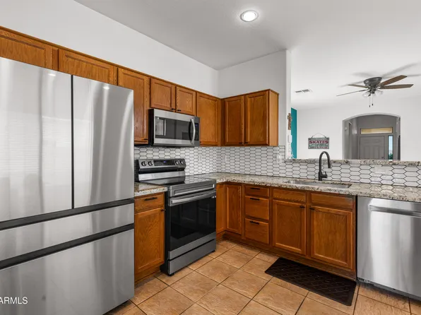 11811 N 51ST Drive, Glendale, AZ 85304