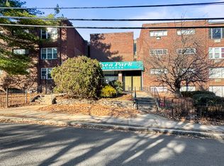 99 Benton St #300, Hartford, CT 06114