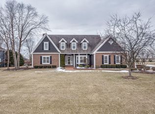 8721 W Daventry Rd, Mequon, WI 53097
