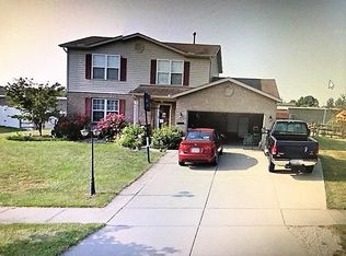 3883 Hickoryview Dr, Hamilton, OH 45011