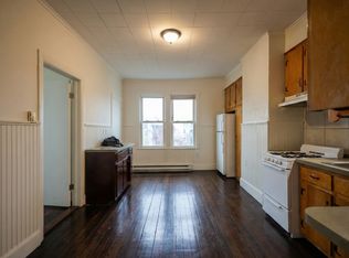 191 London St #3, Boston, MA 02128