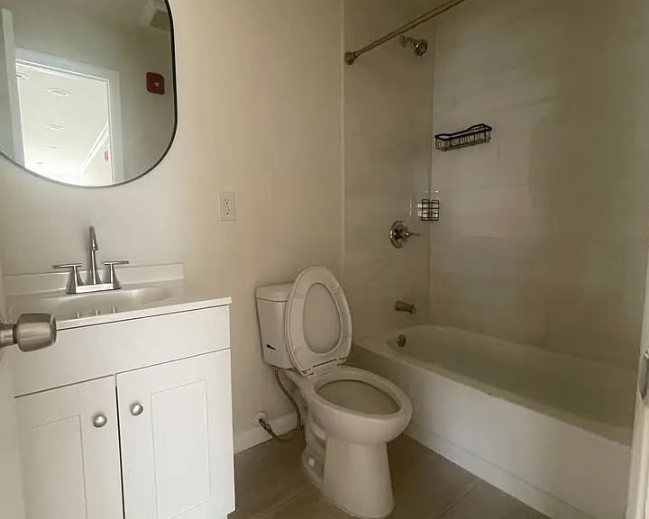105 Chandler Ave #2 — Photo 3