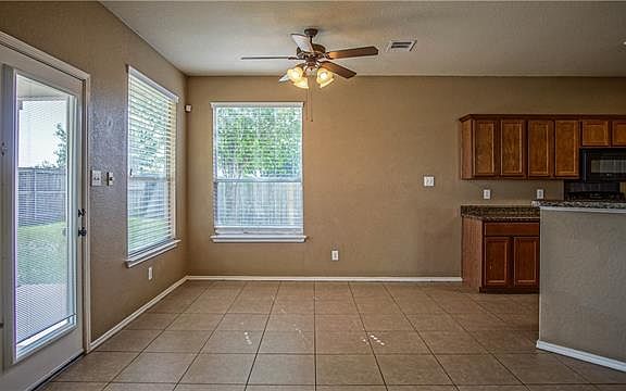 5th image of 2215 Fitch Dr