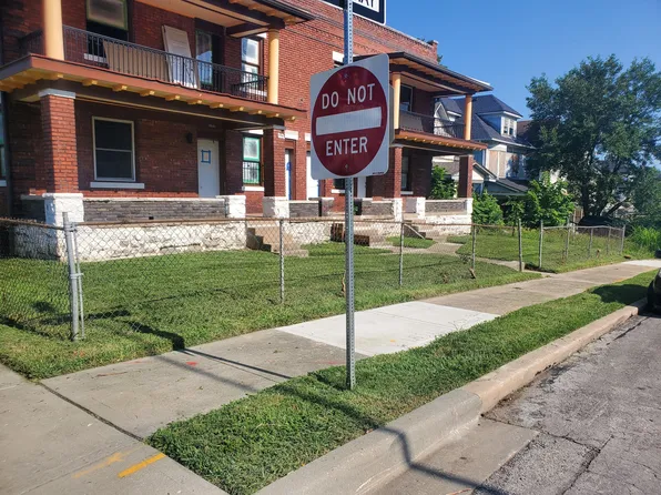 3001 Agnes Ave #3001A, Kansas City, MO 64128