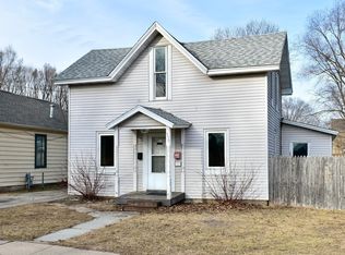 559 Olmstead St, Winona, MN 55987