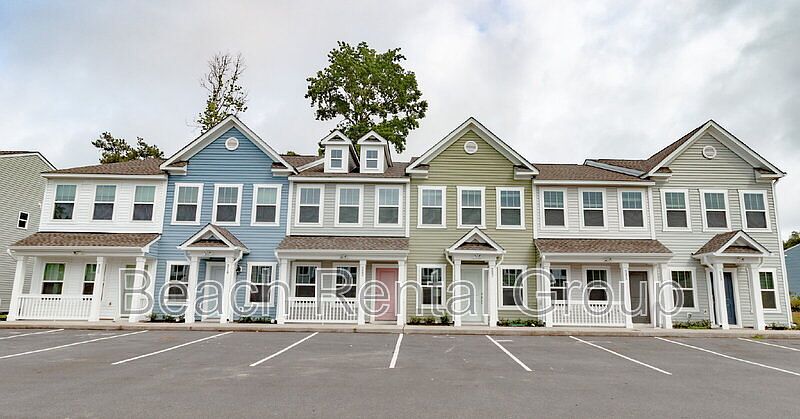 1st image of 223 Crescent Lake Ct Lot 27