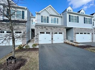 6 Warren Dr #59, Morristown, NJ 07960