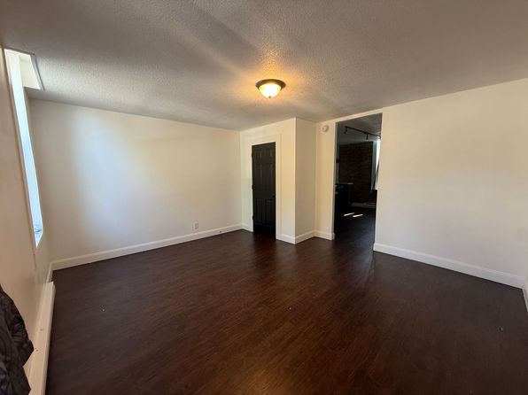 809 Belle Ave #3