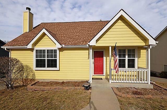 1st image of 1874 Gates Dr