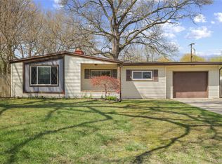 13744 Marvin St, Taylor, MI 48180