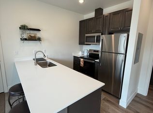 1525 Jonmart Ave SE #204, Salem, OR 97306