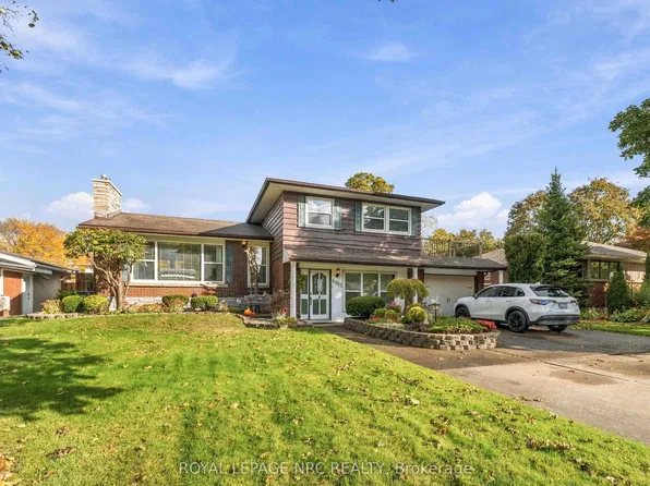 6963 McGill St, Niagara Falls, ON L2J 1L8