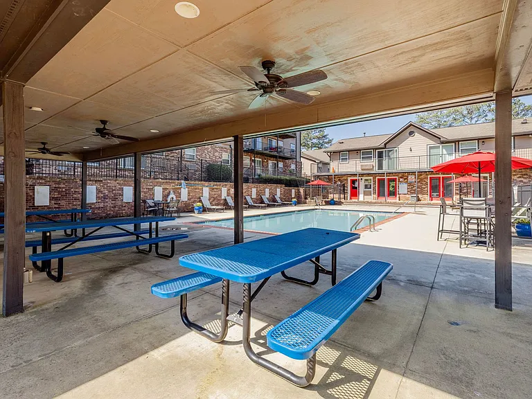 Hampton Hall | Comfort, Convenience, & Community All In One — Photo 9