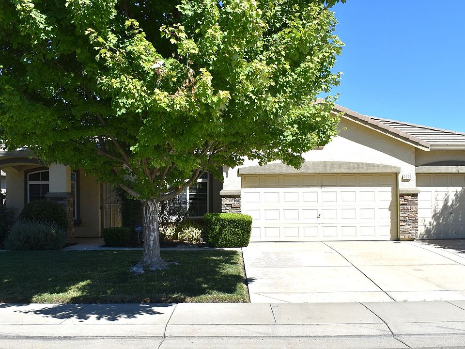 1st image of 3039 Cortona Ln