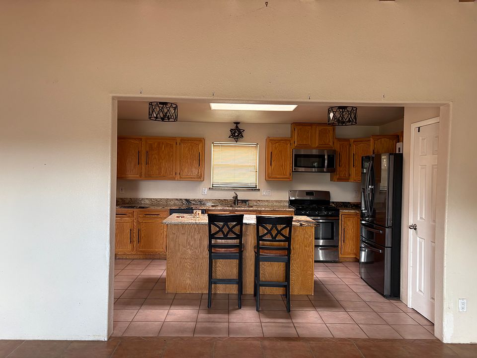 1st image of 4 Pajaro Blanco Rd