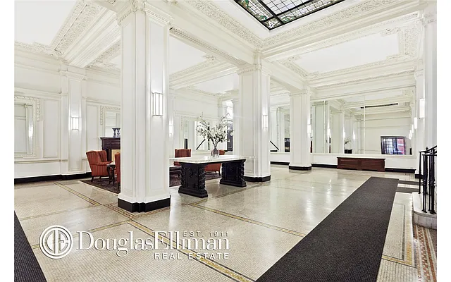 Rented by Douglas Elliman | media 19