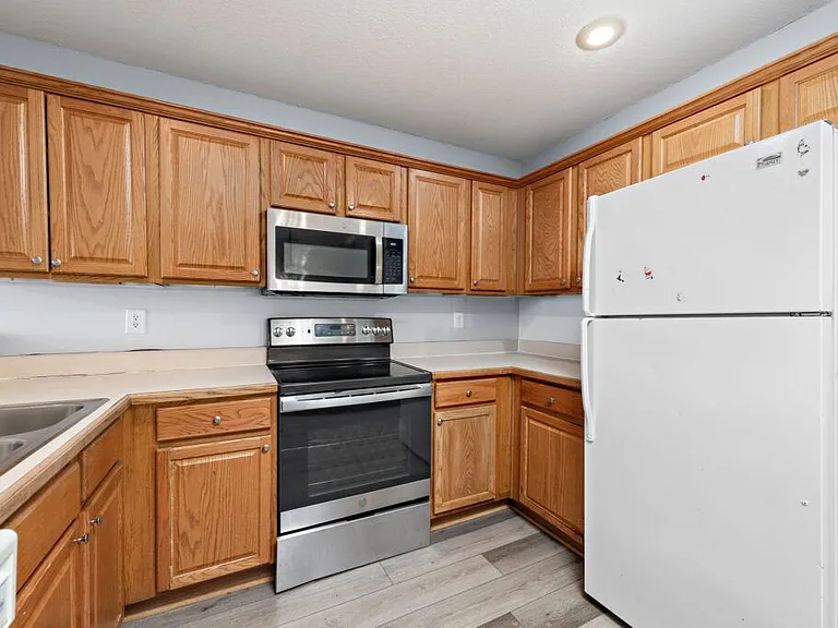 1619-1649 Cinnabar Dr — Photo 15