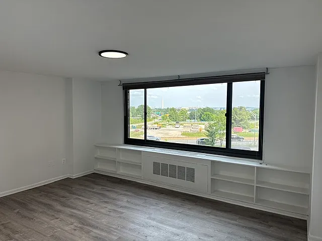 1011 Arlington Blvd #221
